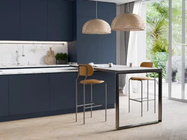 Coastal Chic Modern Kitchen Design